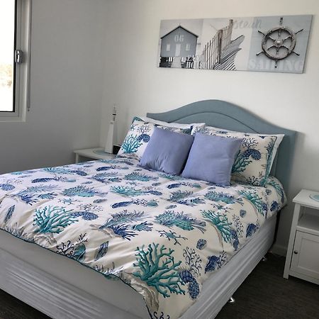 Marina View Chalets Mandurah Bagian luar foto