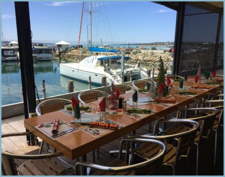 Marina View Chalets Mandurah Bagian luar foto